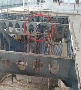 Ssst!!Proyek  renovasi Terminal Merak,Banyak Pekerja tidak gunakan safety K3 .