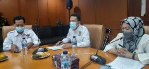 Kadis Diskominfo Sambut Tim Kerja Komisi Informasi Provinsi Banten pada Monev Tahun 2020.