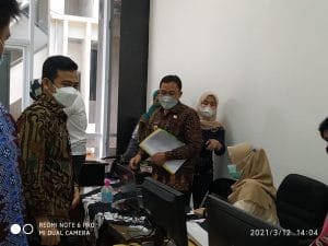 Wakil Walikota Cilegon Sidak di Kantor Disdukcapil, Minta Fasilitas Internet Lebih Cepat