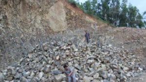 PT.Shela Putri Wulandari diduga tidak ada Tambang Batu Gunung,Namun ada Izin TUKS Ko Bisa?