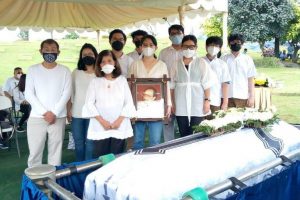 Wartawan Senior Setiadi Tryman Wafat Dalam Perjalanan ke RS, Ini Kisah Putrinya