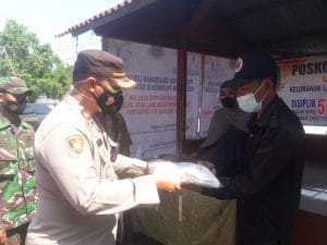 PPKM darurat!! ke hari 13 Polsek Pulomerak terus patroli sosialisasi ke pelosok.