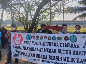 Walikota Kota Cilegon dukung Aksi protes warga merak terkait Polusi udara dari Pelabuhan Indah kiat.