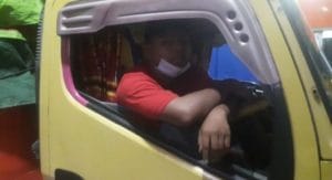 Bye bye!! Sopir truk lolos tanpa ada pemeriksaan PPKM darurat di Pelabuhan Merak.