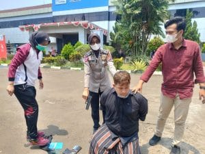 Tangguhnya Aipda Dian Polwan Polda Banten Amankan Maling