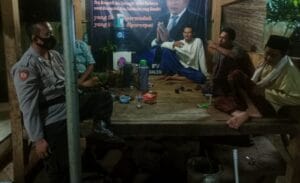 Polres Serang Kota Polsek Waringinkurung Laksanakan Patroli Di Pemukiman Penduduk