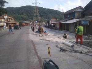 Proyek Perbaikan Jalan Akses Tol Atas Di Keluhkan Pengguna Jalan, Janji 15 Hari Selesai