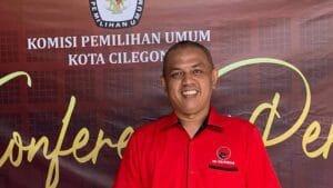 Ades Asido Retno Milenial Bacaleg DPRD Kota Cilegon Partai PDI-Perjungan Siap Berkompetisi.