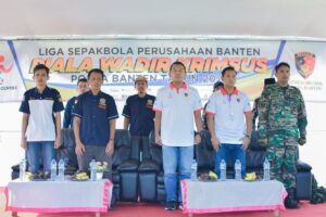 Agung Sport Centre Gelar Liga Sepak Bola Rebutkan Piala Wadirkrimsus Polda Banten