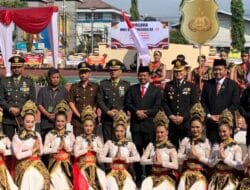 Danyonif Raider 301/PKS Mayor Inf Henggar Tri Wahono Hadiri Peringatan HUT Ke-77 Bhayangkara di Mapolres Sumedang