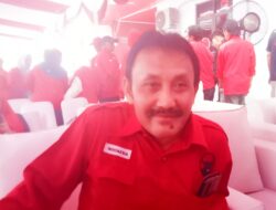 Sabdo Waluyo Wakil Sekretaris DPD PDI-P Banten Membuka Acara Rakercabsus DPC PDI- P Kota Cilegon