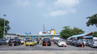 Volume Kendaraan Naik Tajam, ASDP Pastikan Layanan Arus Balik di Pelabuhan Bakauheni Berjalan Aman dan Terkendali