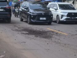 Pengguna Jalan Keluhkan Matrial Batubara Yang Berceceran di Jalan Raya, Nitizen: Merusak Kesehatan Warga