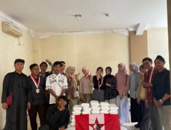 GMNI Cilegon Gelar Jumat Berbagi Bersama Masjid Agung Nurul Ikhlas dan Ayam Penyet WNA