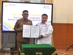 Ombudsman Banten Serahkan Hasil Kajian Pelayanan Samsat dan Pengawasan Program Sekolah Gratis ke Gubernur Banten