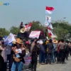 Warga Bojonegara–Puloampel Gelar Aksi, Desak Percepatan Pelebaran Jalan
