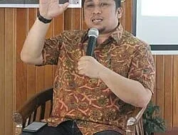 Feri Amsari Menjadi Menteri Sekretaris Negara di Kabinet Bayangan.?