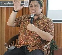 Feri Amsari Menjadi Menteri Sekretaris Negara di Kabinet Bayangan.?